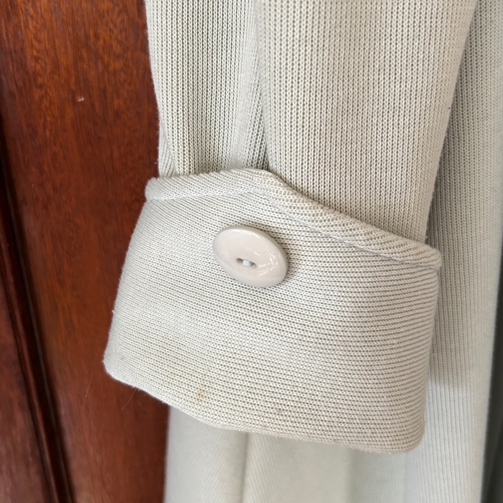 Light weight overcoat - Picture 3 of 7